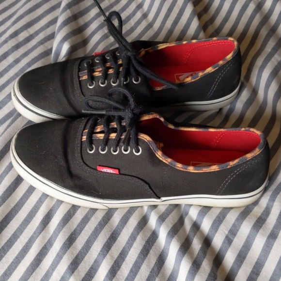 Black and leopard Vans - Picture 3 of 3